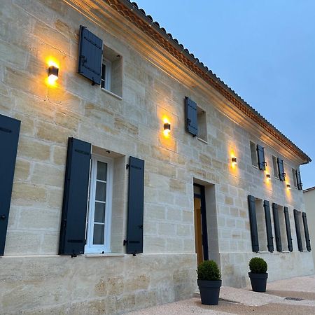 Repaire - Le Repaire De Maltus "Gites & Spa" Lussac  المظهر الخارجي الصورة