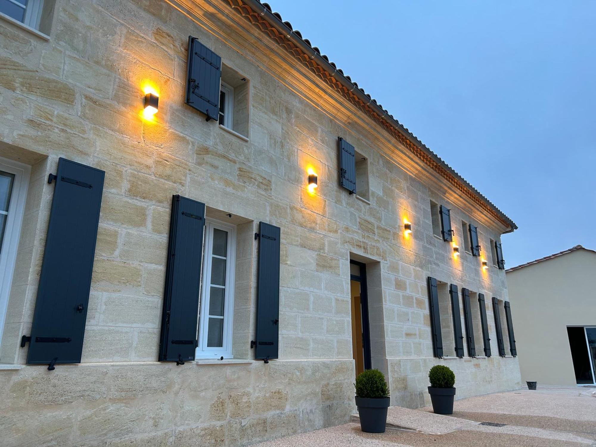 Repaire - Le Repaire De Maltus "Gites & Spa" Lussac  المظهر الخارجي الصورة